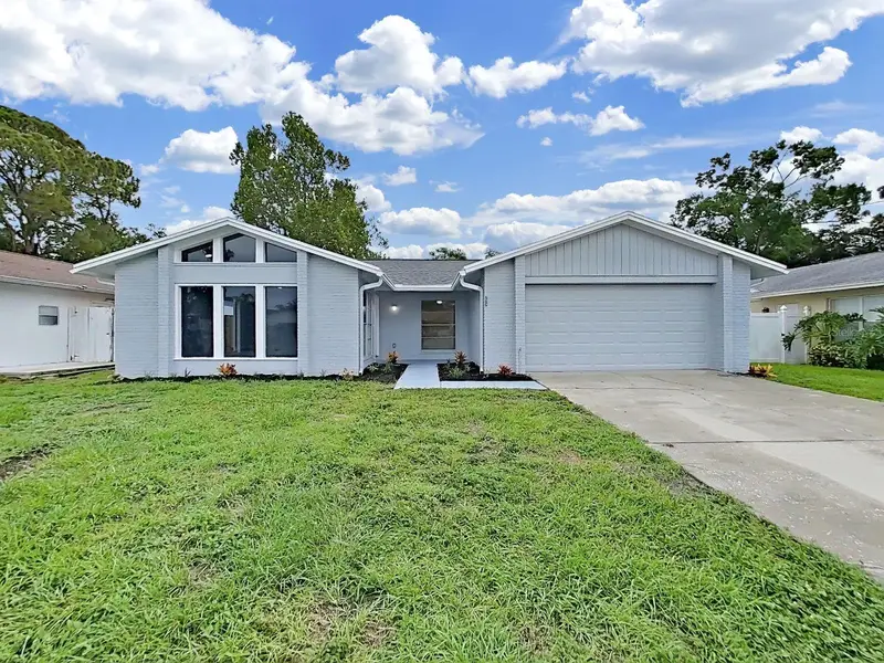 7513 Mayfair Ct, FL