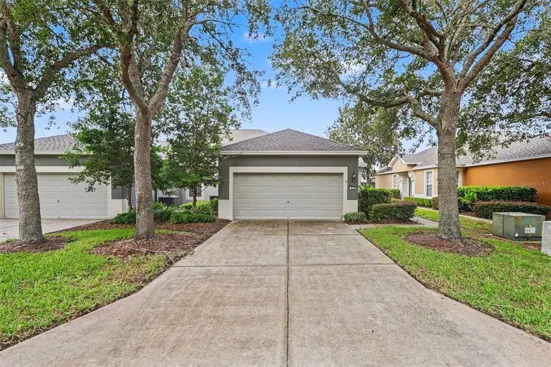 13703 Crest Lake Dr, FL