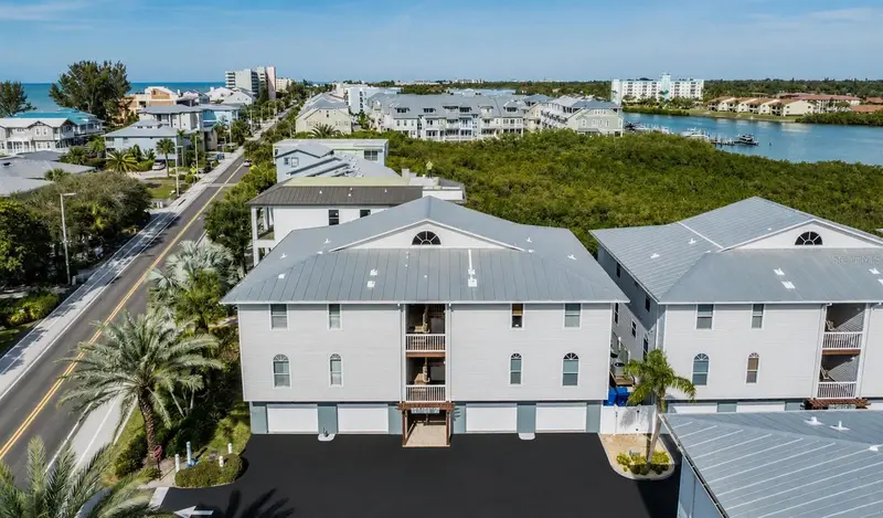 19829 Gulf Blvd #103, FL