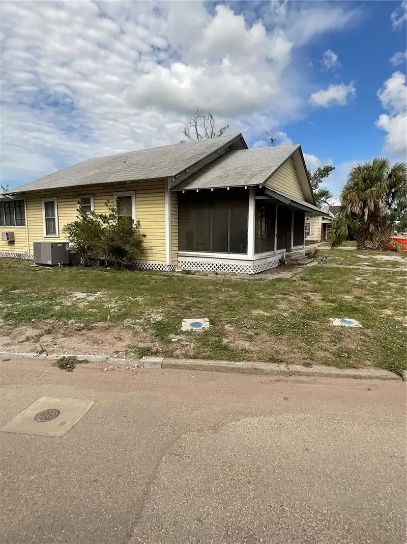 628 E Magnolia St, FL