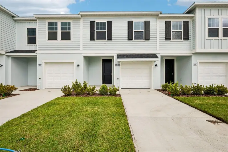6848 Holcombe Down Dr, FL