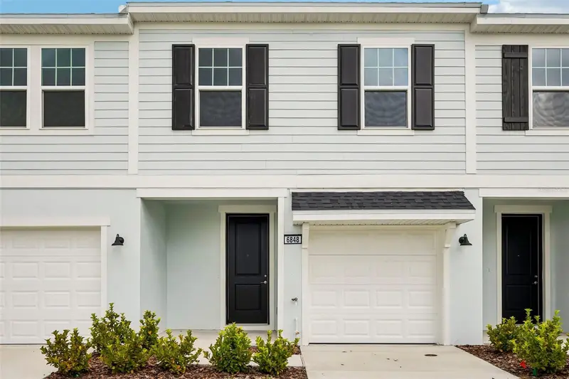 6848 Holcombe Down Dr, FL