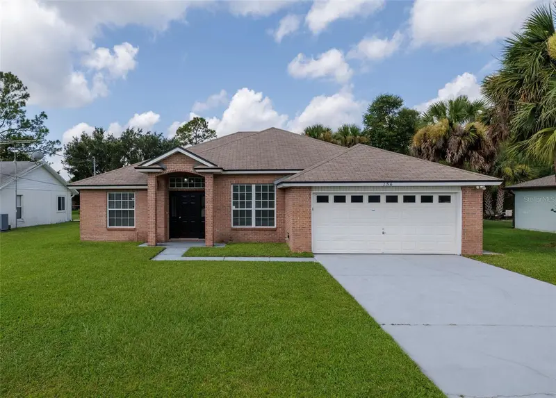 156 Barrington Dr, FL