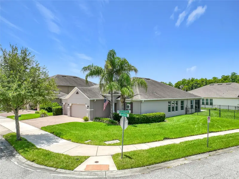 12224 Stone Bark Trl, FL