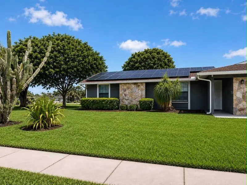 3115 Lockwood Meadows Blvd, FL