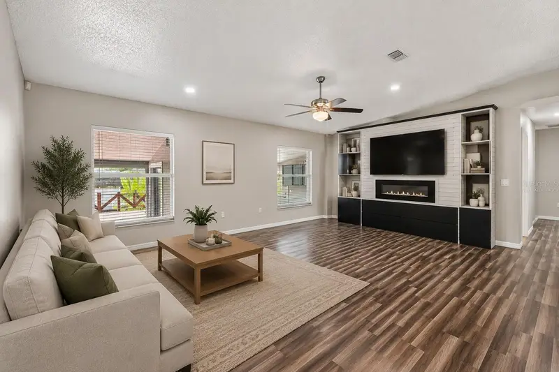 1965 Alameda Dr, FL