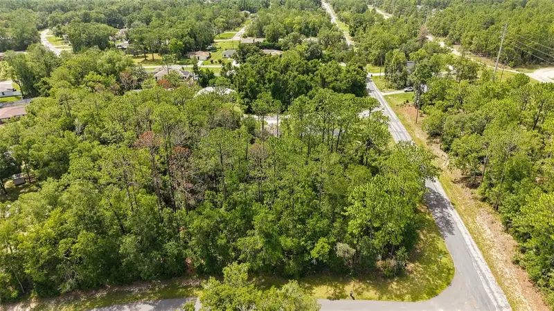1320 W Sorrento Dr, FL