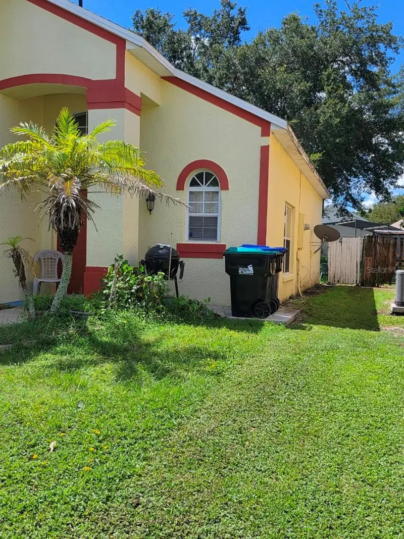 2261 Blue Sapphire Cir, FL