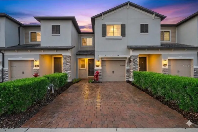 11956 Sands Cv, FL