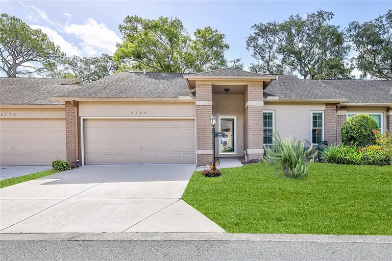2468 Whispering Pines Ct, FL
