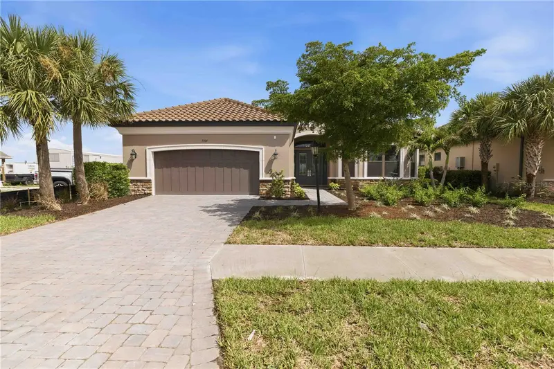 7704 Moonbeam Ave, FL