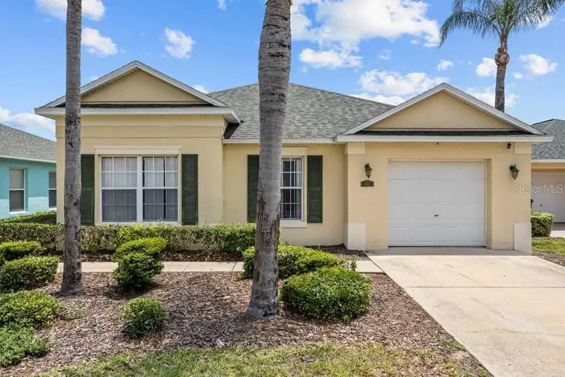 641 Reserve Dr, FL