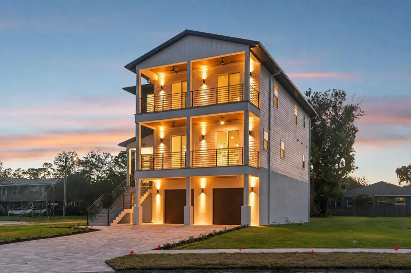 96 Shore Dr, FL
