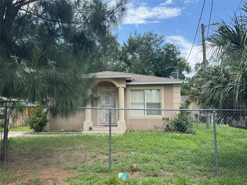 2609 E Emma St, FL