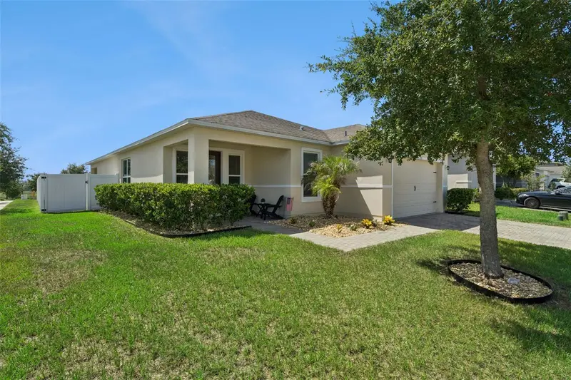 253 Sparrow Hawk Dr, FL