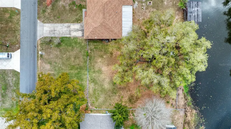 0 Lois Dr, FL