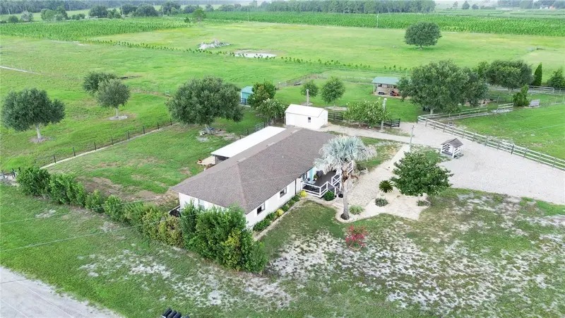 5015 Twin Lakes Ln, FL