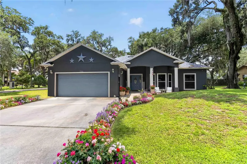 1260 Pecan St, FL