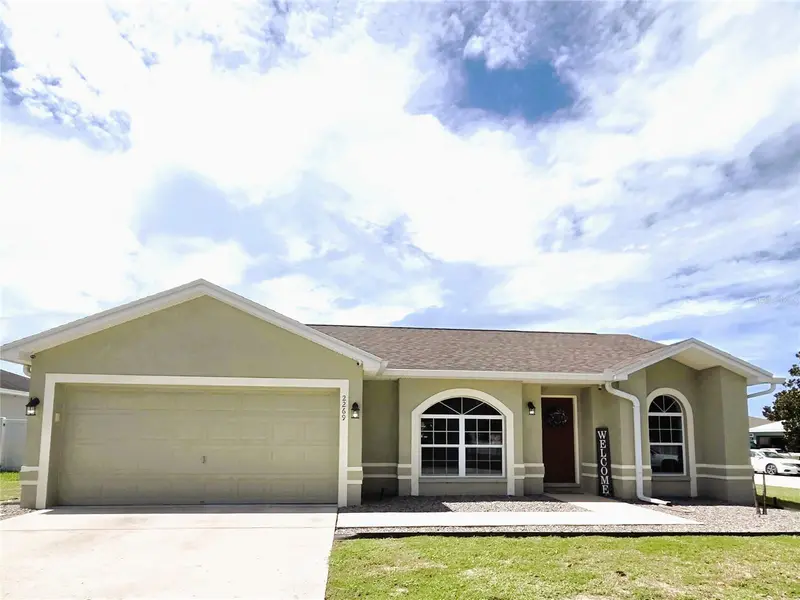 2269 Country Manor St, FL