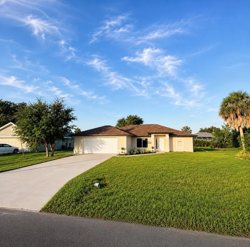 121 Mariner Ln, FL
