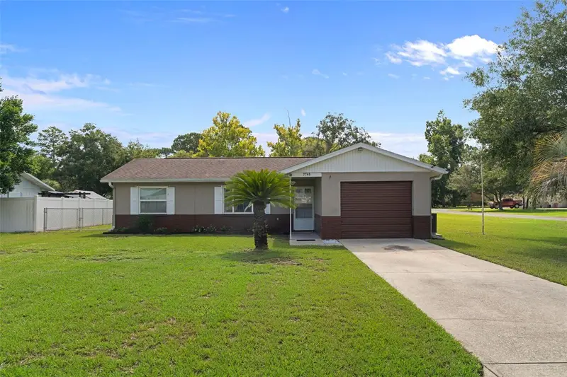 7740 W Solar Pl, FL