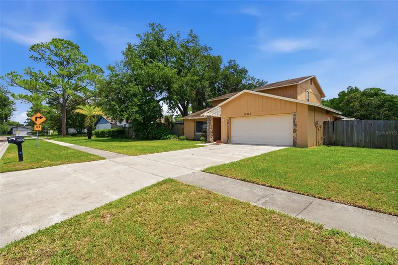 15806 Pennington Rd, FL
