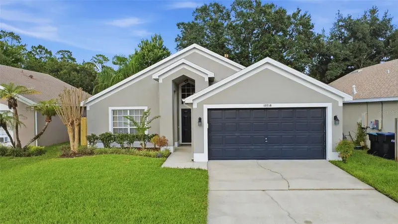 10718 Cherry Oak Cir, FL