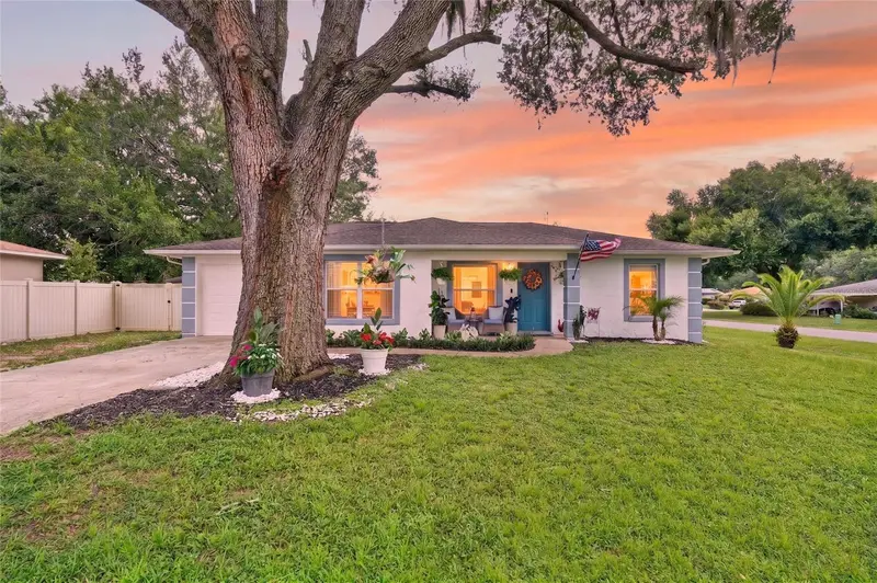 599 Magnolia Ridge Ave, FL