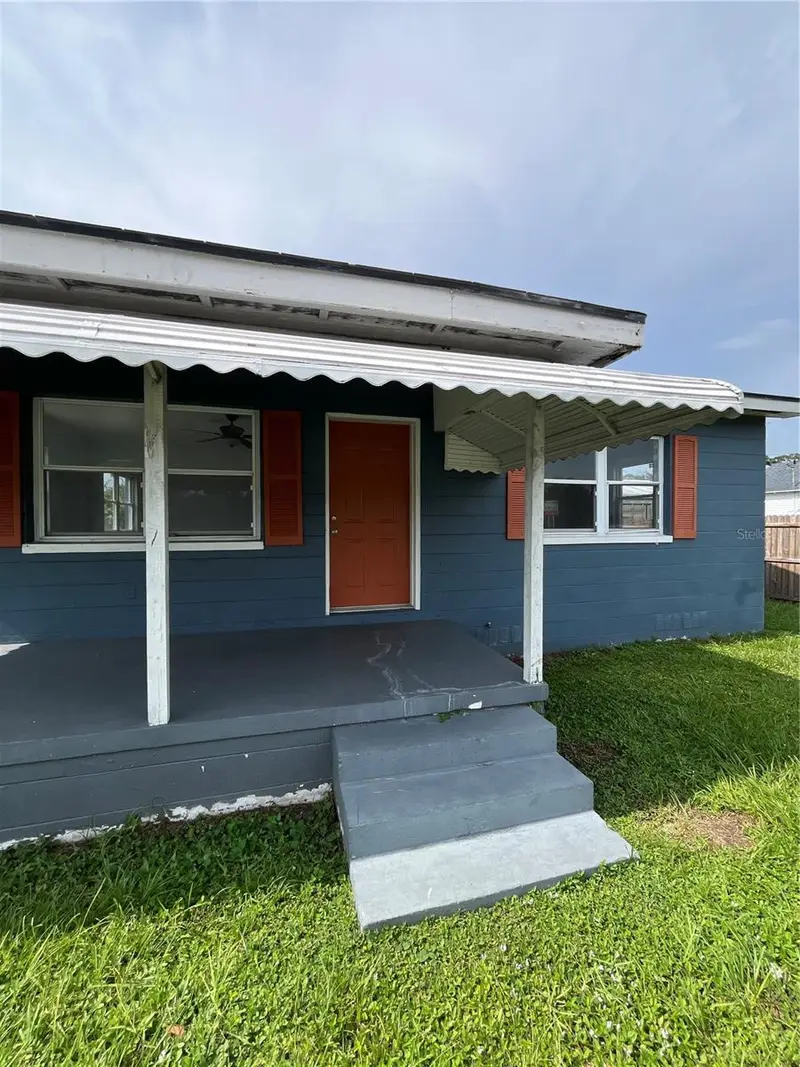 1206 E Canal St, FL