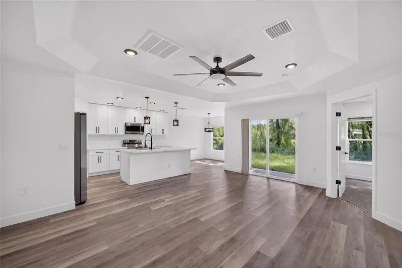 2225 Mccarthy Ave, FL