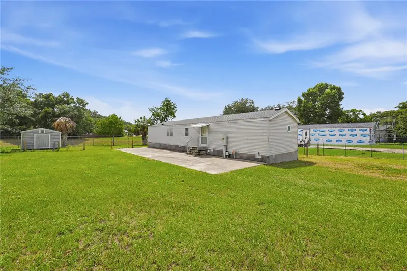 6750 Ne 1st Pl, FL