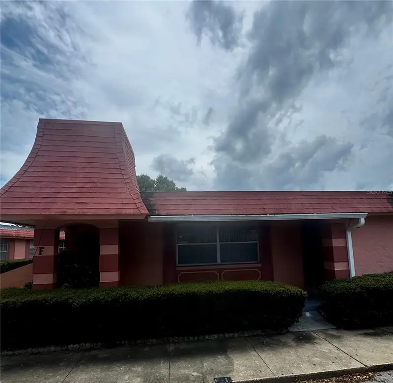 2929 W Oak Ridge Rd #F4, FL