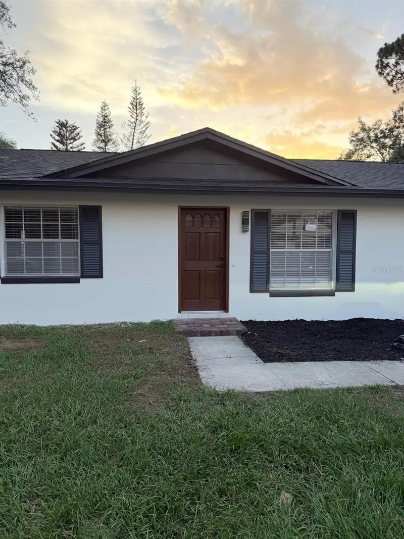 115 Meadowfield Ln, FL