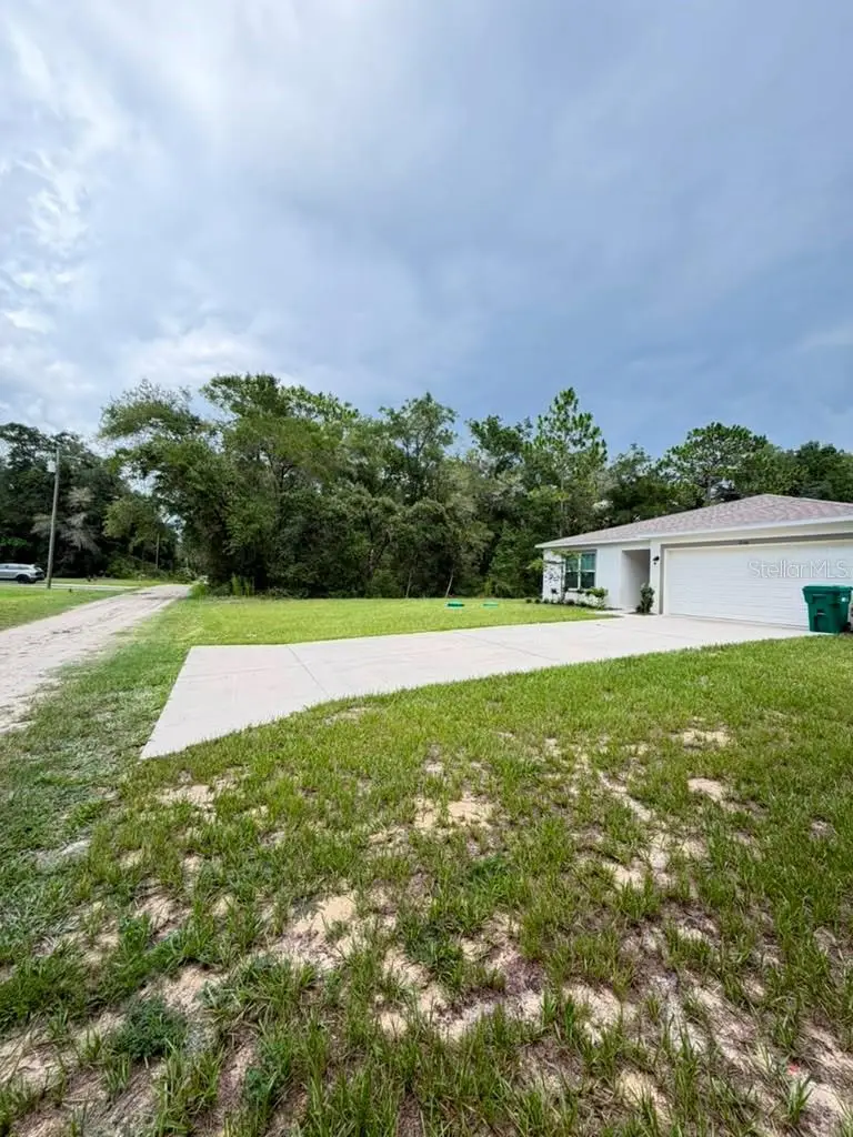 3560 E Bellshire Pl, FL