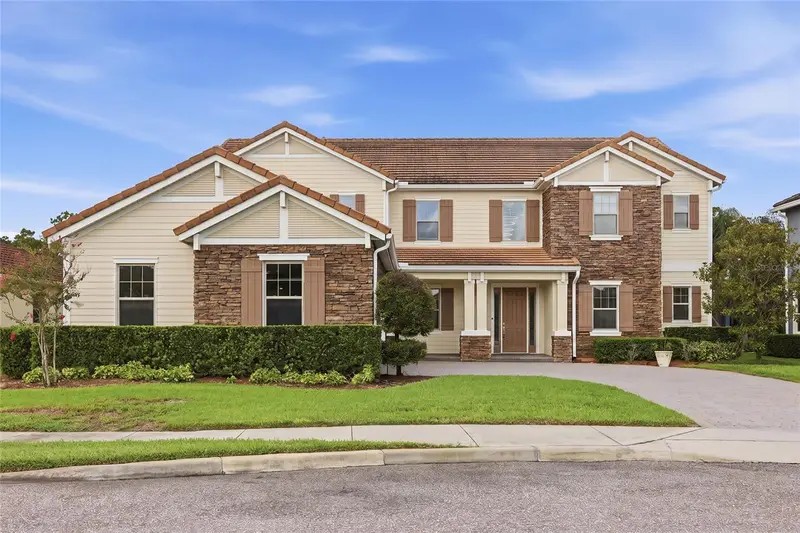 504 Cinder Pt, FL