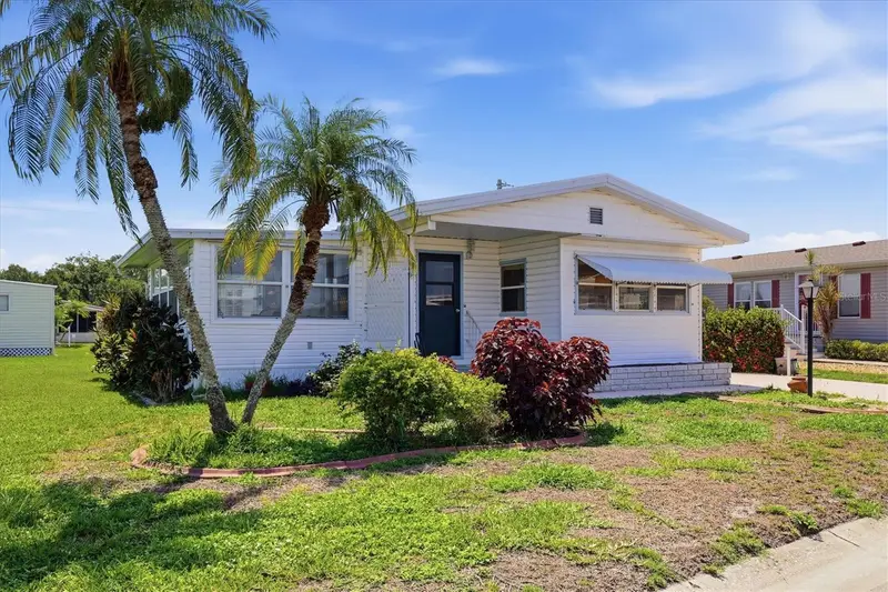 1208 44th Avenue Dr E, FL