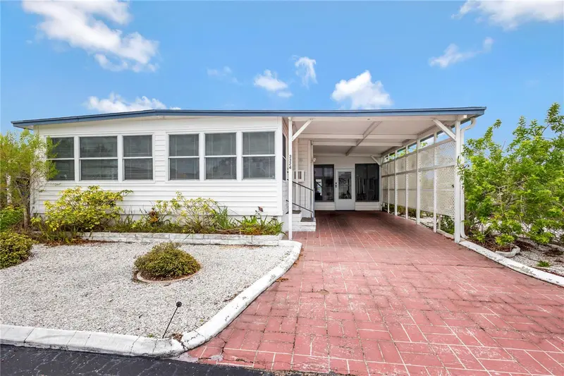 3324 W Tiki Dr, FL