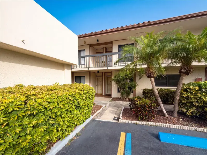 6219 Palma Del Mar Blvd S #114, FL