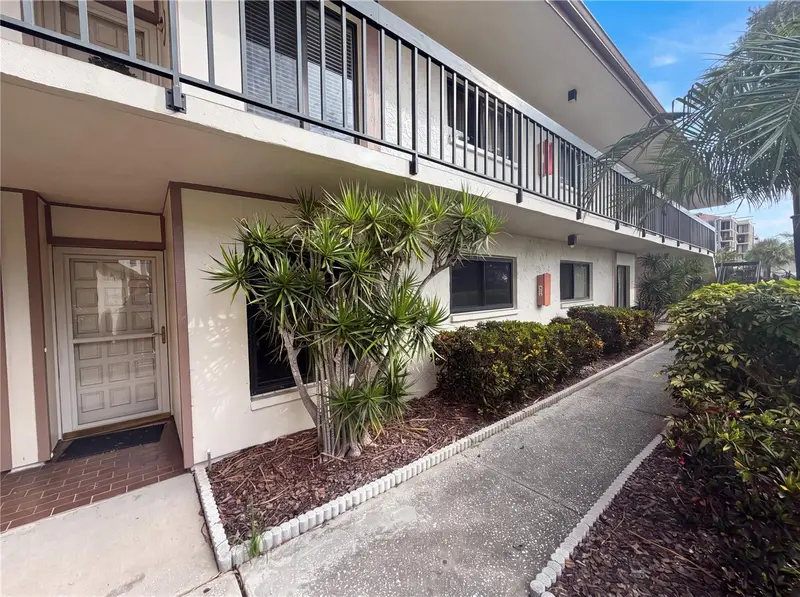 6219 Palma Del Mar Blvd S #114, FL
