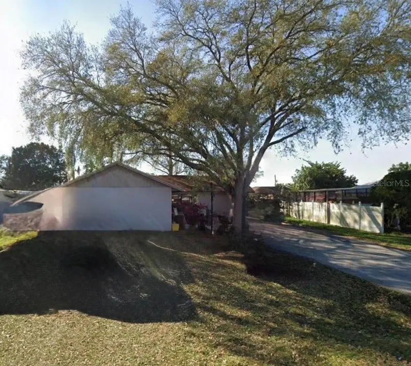 7946 Sioux Ln, FL