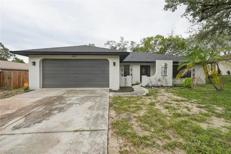 8081 Wooden Dr, FL
