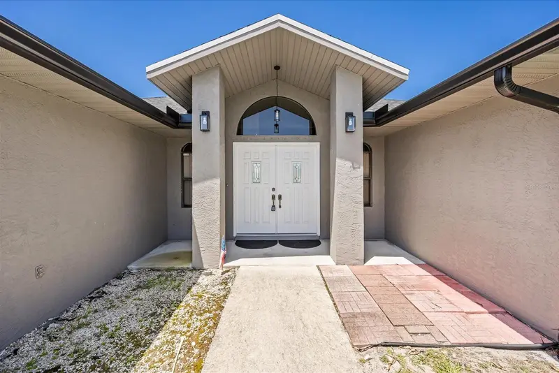 2126 Sw Trenton Ln, FL