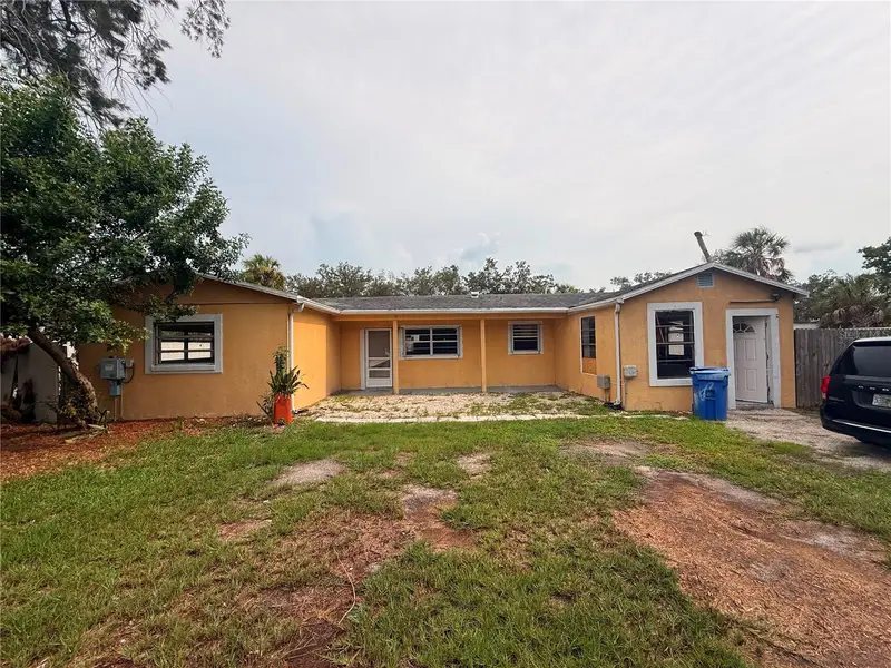 806 W Shell Point Rd, FL
