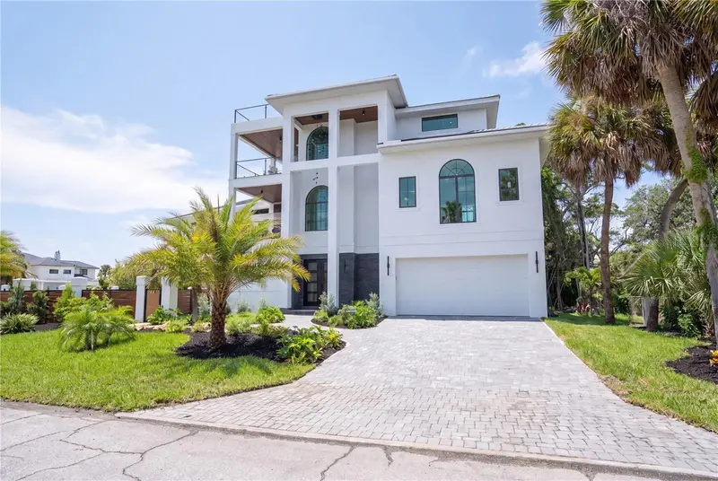 539 Avenida Del Norte, FL