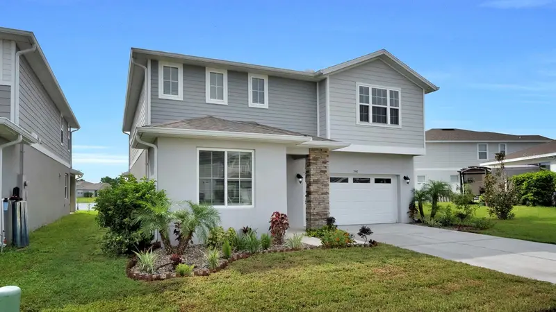 3941 Southern Vista Loop, FL