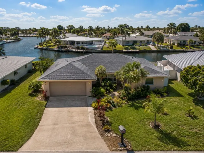 Venice Gardens listing
