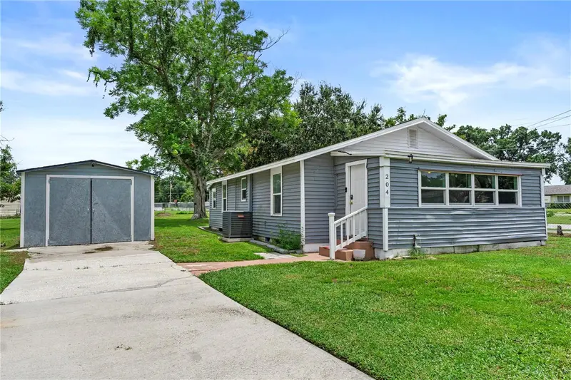 204 Pine Ave, FL