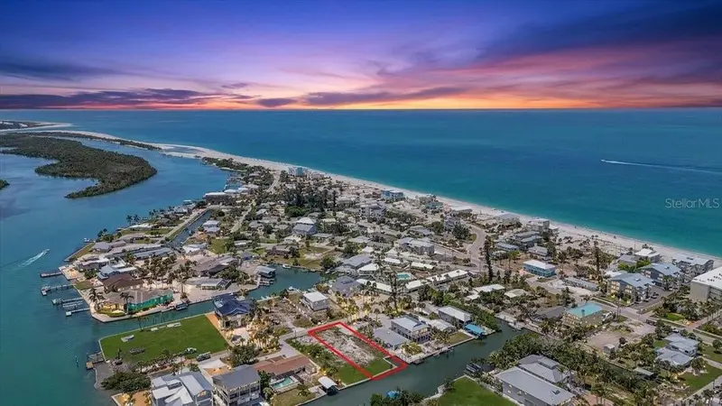 190 Mockingbird Ln, FL