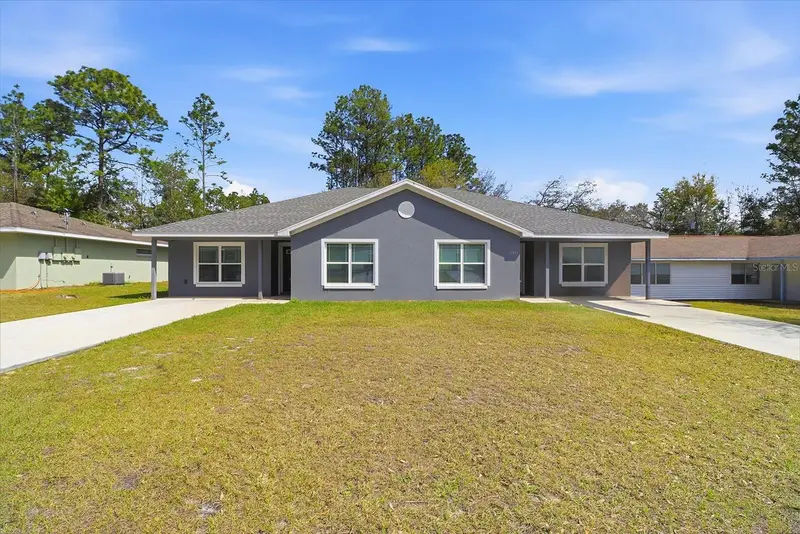 9371/9373 N Peachtree Way, FL