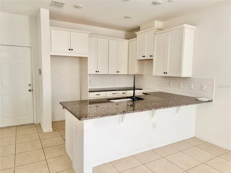 9987 Randal Walk St, FL